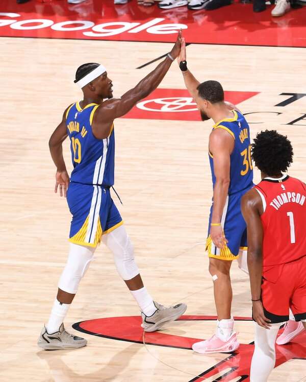 Curry y Butler le dan una lección a los Rockets - Polideportivo - ABC Color