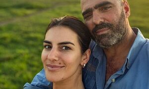 Amparo rehace su vida al lado de un estanciero y ya le dicen “Doña Bárbara”