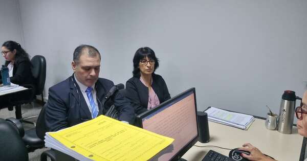 La Nación / Mafia de los pagarés: otorgan medidas alternativas a la prisión a exjueza de Paz
