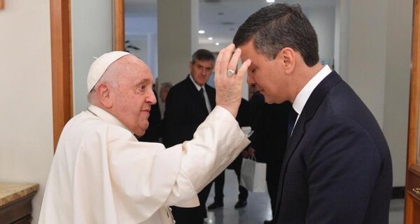 Santiago Peña declara Duelo Oficial de 5 días por el fallecimiento del Papa Francisco