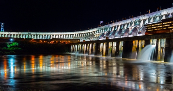 Itaipu aclara sobre los estados financieros y la tarifa vigente