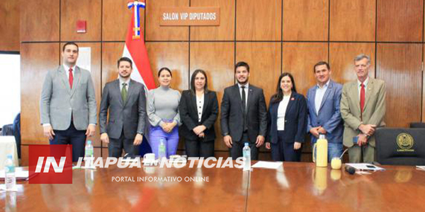 MINISTRO GUTIÉRREZ HABLÓ DEL PROGRAMA “SEMILLAS DEL FUTURO” EN LA CÁMARA DE DIPUTADOS