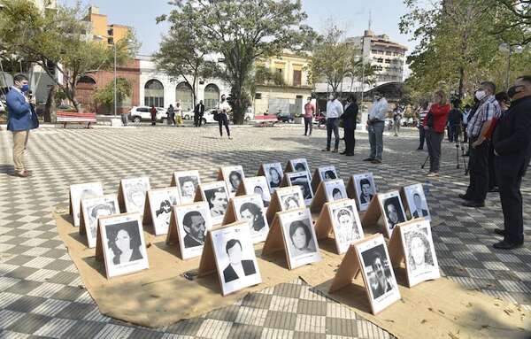 MEF paga hoy al primer grupo de víctimas de la dictadura - Economía - ABC Color
