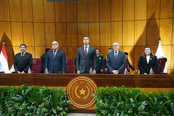 Santiago Peña destacó el impacto del sector cooperativo en la economía - 1000 Noticias