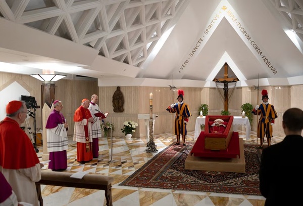 Los fieles podrán despedirse de Francisco hasta el viernes