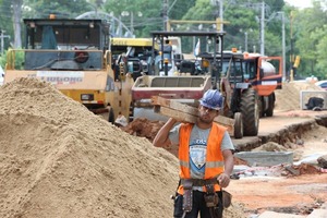 Construcción genera casi 12.000 empleos y lidera recuperación laboral en 2024 - ADN Digital