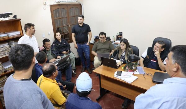 INDERT extiende audiencia hasta la madrugada para atender a más campesinos