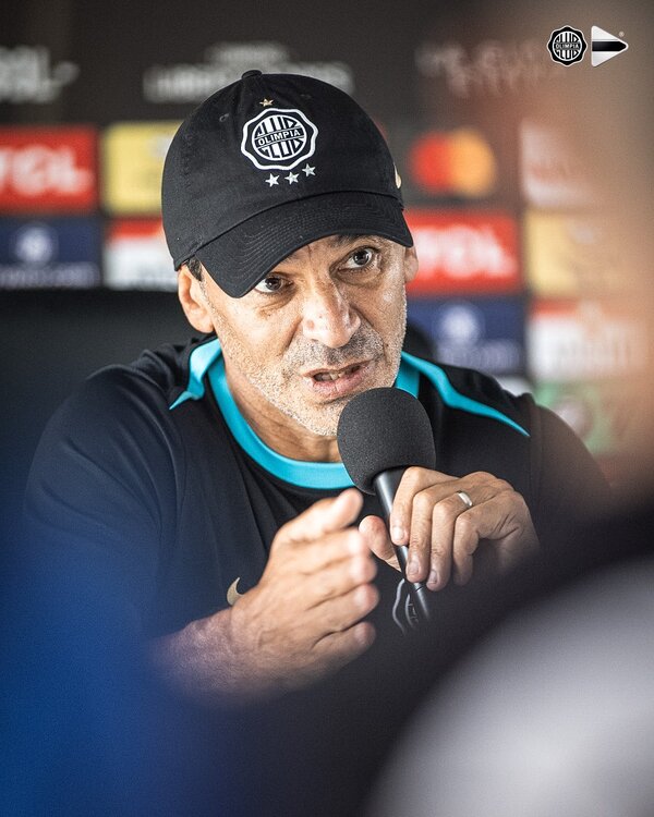 Fabián Bustos: "Lo más lindo que tiene Olimpia es la presión extra" - Unicanal