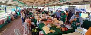 Casi G. 3.000 millones en ventas beneficiaron a familias rurales durante feria "Semana Santa Ra’arõvo" - .::Agencia IP::.