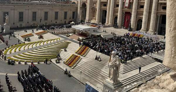 La Nación / Los líderes mundiales que confirmaron su presencia en el funeral del papa Francisco
