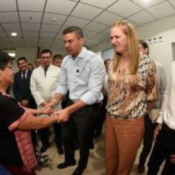 El Presidente visitó moderno Centro de Diagnóstico en San Lorenzo :: Presidencia de la República del Paraguay