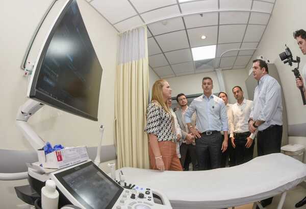 Presidente Peña visitó moderno Centro de Diagnóstico de San Lorenzo • PARAGUAY TV