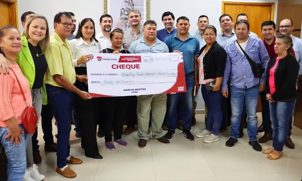 Municipalidad canaliza aporte de G. 180 millones a 38 comisiones de Coronel Oviedo - OviedoPress