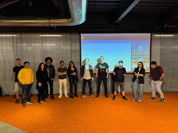Se celebró el primer meetup de BitDevs Asunción | Análisis Macro | 5Días