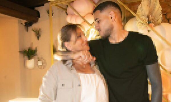 Tonny Sanabria compartió fotos del festejo de cumple de su mamá y le dedicó emotivas palabras