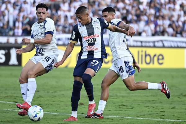 Triunfo agónico de Alianza Lima en el grupo de Libertad - Fútbol Internacional - ABC Color