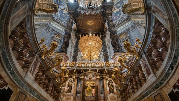 Anuncian el traslado del féretro del Papa a la Basílica de San Pedro - Portal Digital Cáritas Universidad Católica
