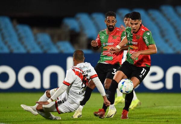 Sudamericana: Boston River remonta y es único escolta de Guaraní - Fútbol Internacional - ABC Color
