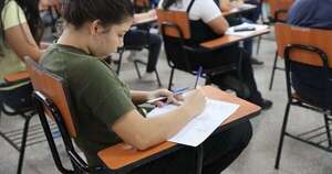 La Nación / Entregaron a 7.000 jóvenes sus “certificados de futuro”