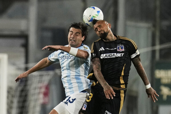 Versus / Colo Colo y Racing se estancan en Santiago