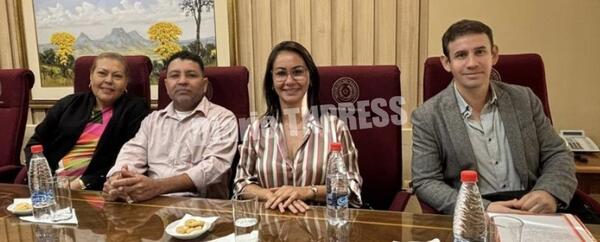 Santiago Peña ratifica a médicos que se hará el Gran Hospital del Este durante su gobierno – Diario TNPRESS