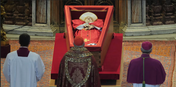 Llega el féretro del papa Francisco a la Basílica de San Pedro para el último adiós - ADN Digital
