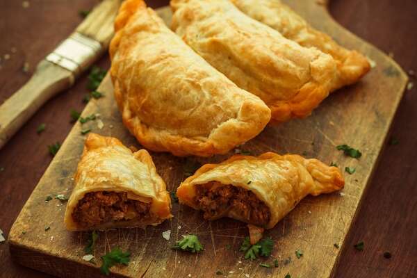 Video: Taste Atlas destaca a las empanadas, favoritas del Papa Francisco - Gastronomía - ABC Color