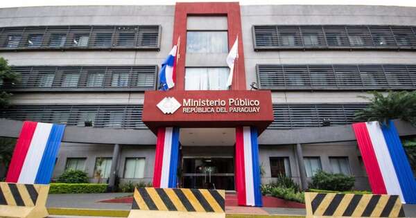 La Nación / Gremios de funcionarios de la Fiscalía rechazan juicio político a Emiliano Rolón