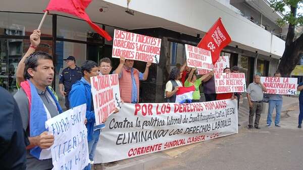 Salario mínimo hace pasar hambre a trabajadores, apuntan desde la CSC - Nacionales - ABC Color