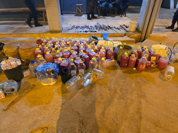 Tras la requisa en penal de CDE, incautan arma de fuego y otros elementos - Unicanal
