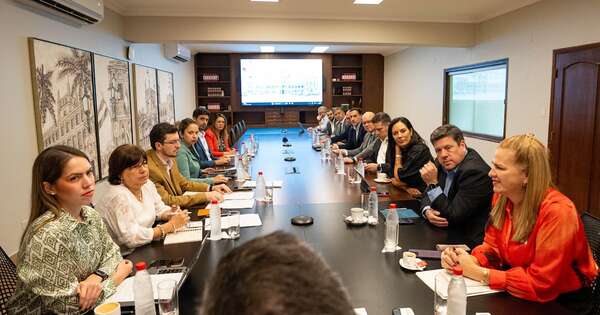 La Nación / Gobierno adjudica más de G. 35.000 millones para fortalecer las UTI neonatal