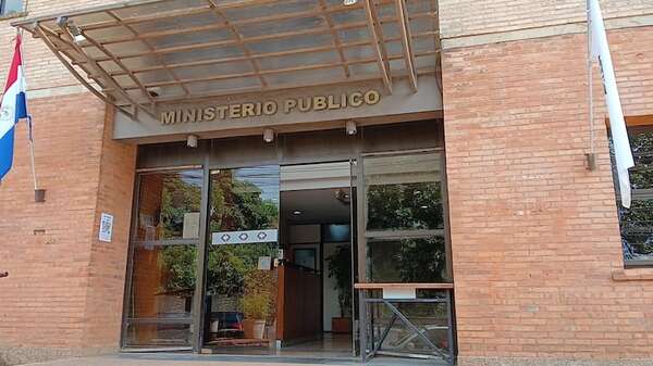 Fiscal apela absolución a docente acusado por abuso sexual a una niña por medios tecnológicos - Policiales - ABC Color