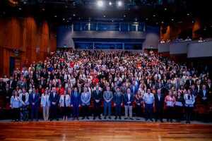 Más de 850 docentes se capacitan en prevención del consumo de drogas con el Plan Sumar - .::Agencia IP::.