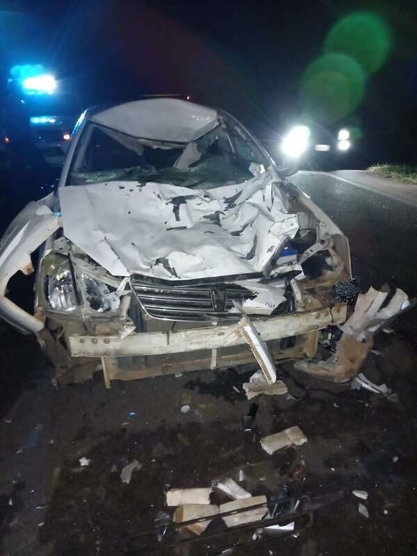 Animales en la ruta provocan grave accidente en  Paraguarí - Policiales - ABC Color