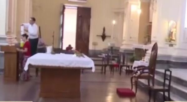 Homenaje al Papa Francisco en la Iglesia de la Encarnación - SNT