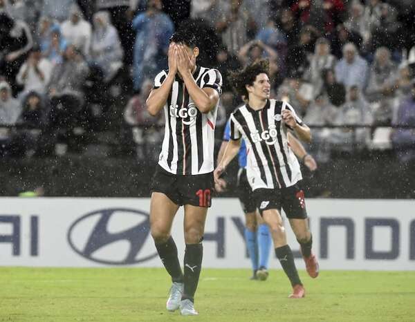 Decepción en La Huerta: Libertad cayó 2-0 ante São Paulo - Copa Libertadores de América - ABC Color