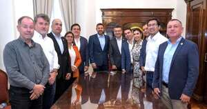 La Nación / Revisan planes del Gobierno