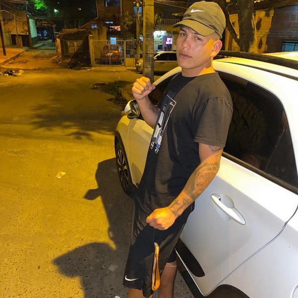 Tiroteo en la Chacarita deja un joven fallecido y una niña herida - 1000 Noticias