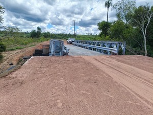 Puente metálico sobre el arroyo Itandey en Canindeyú registra un 95% de avance - .::Agencia IP::.