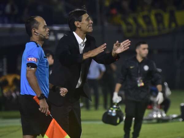 Fabián Bustos: “Merecimos algo más en el primer tiempo” - Olimpia - ABC Color