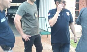 Atropellan vivienda en fallido allanamiento en Franco