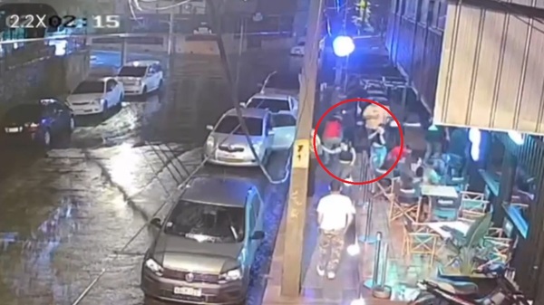 Tiroteo frente a un local nocturno en San Lorenzo deja cuatro heridos - Unicanal