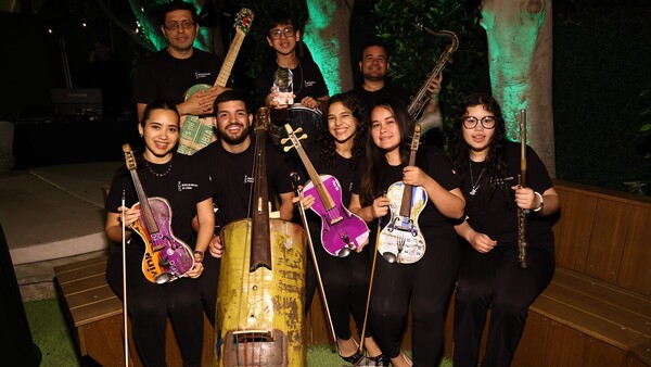 Basura, el próximo musical de Gloria Estefan que cuenta la historia de la Orquesta de Cateura