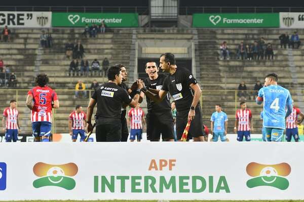 Árbitros para la fecha 5 de la Intermedia - Fútbol de Intermedia - ABC Color