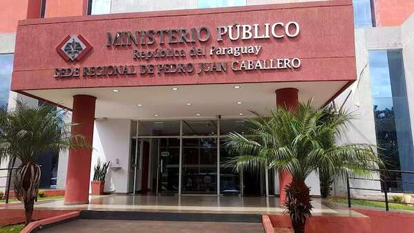 Policía fue liberado tras ser arrestado durante una investigación antidrogas - Policiales - ABC Color