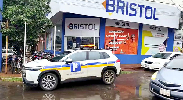 Motochorros roban cinco celulares de alta gama durante asalto a sucursal de Bristol - La Clave