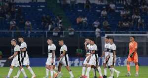 La Nación / Olimpia, al borde del colapso