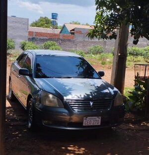 Hurtan automóvil frente a sanatorio