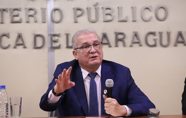Emiliano Rolón respondió a escribano enviado por el diputado cartista