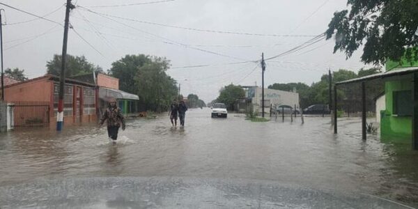 Inundaciones afectan a 5.000 personas en Concepción, según autoridades